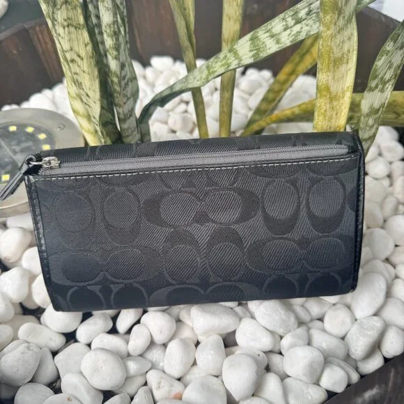 Coach Soho pleated signature Leather trifold Black and Gray check Wallet - Picture 2 of 10